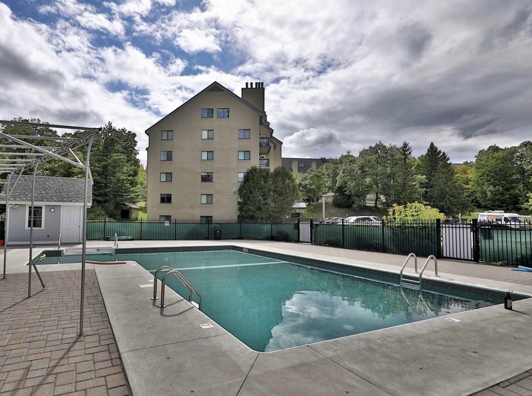 Outdoor Saltwater Pool