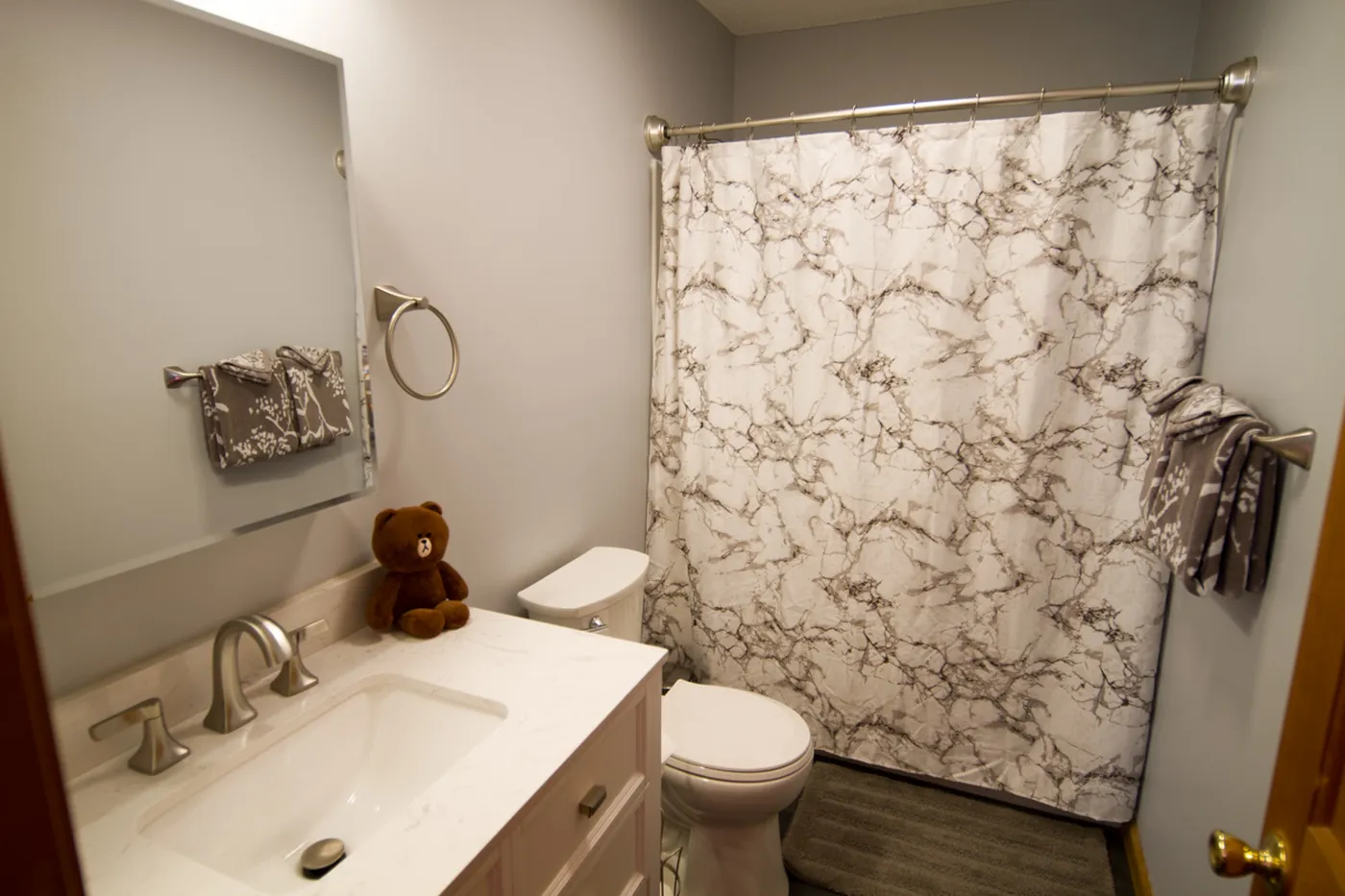 Full Bathroom